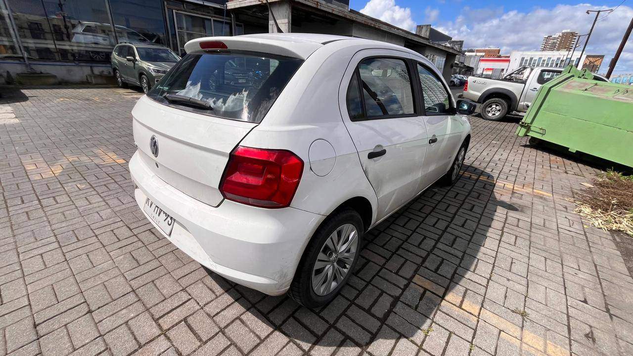 VOLKSWAGEN - 4