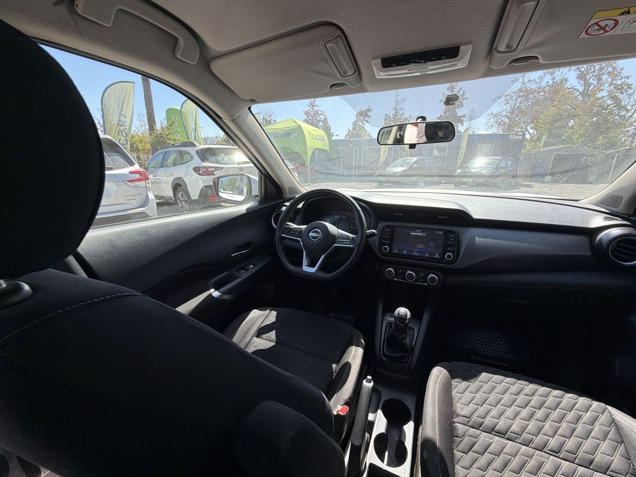NISSAN - 16