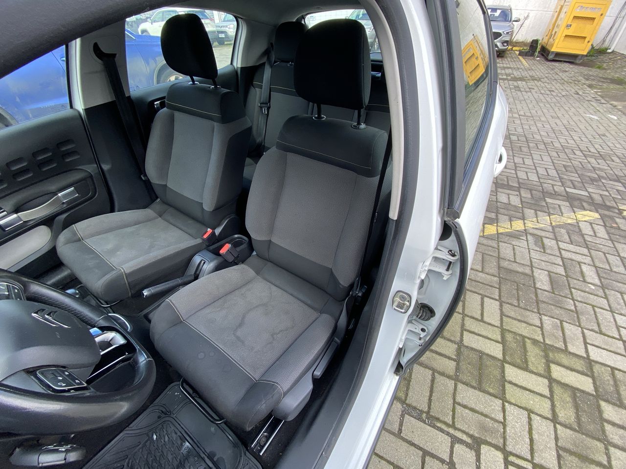 Citroën C3 — foto 18 de 27