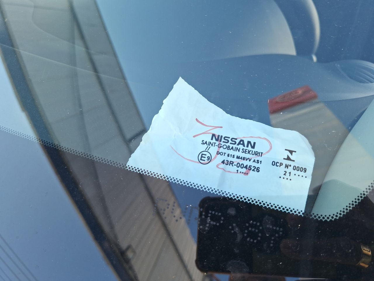 NISSAN - 30