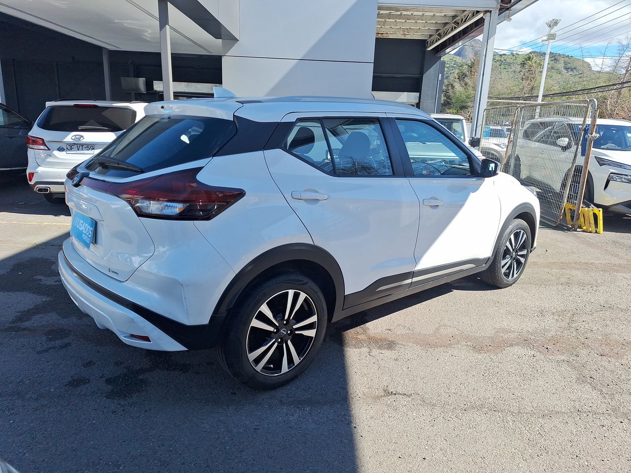 NISSAN - 8