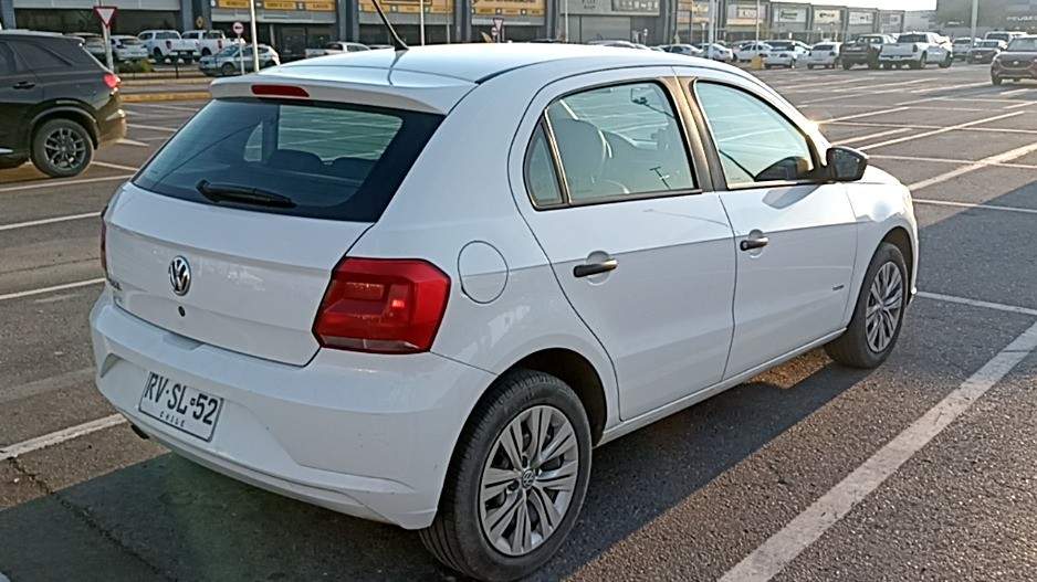 VOLKSWAGEN - 4