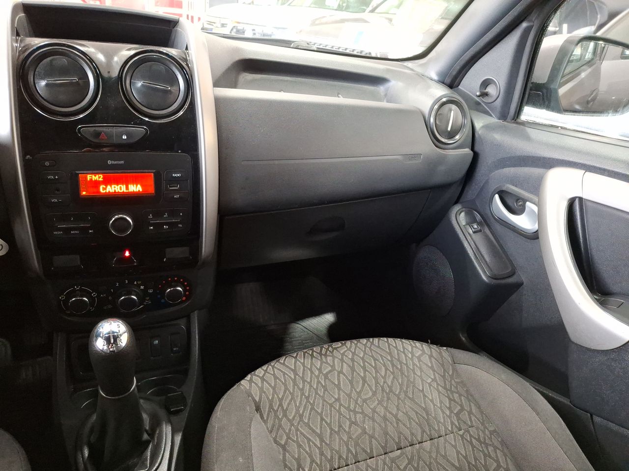 RENAULT - 10