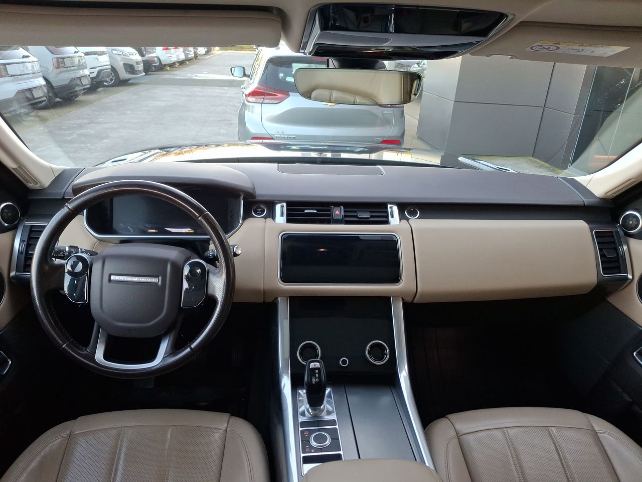 LAND ROVER - 32