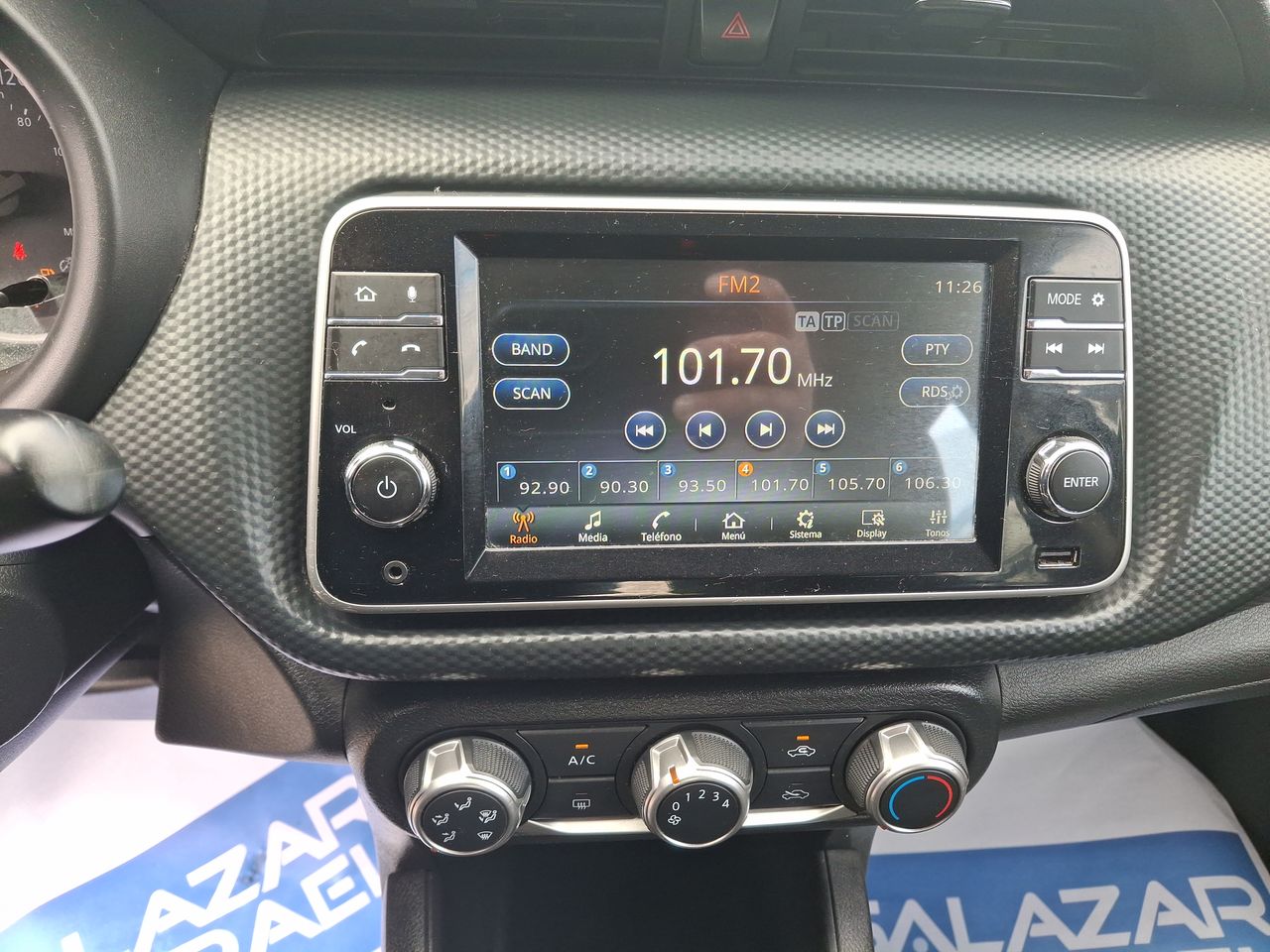 NISSAN - 27
