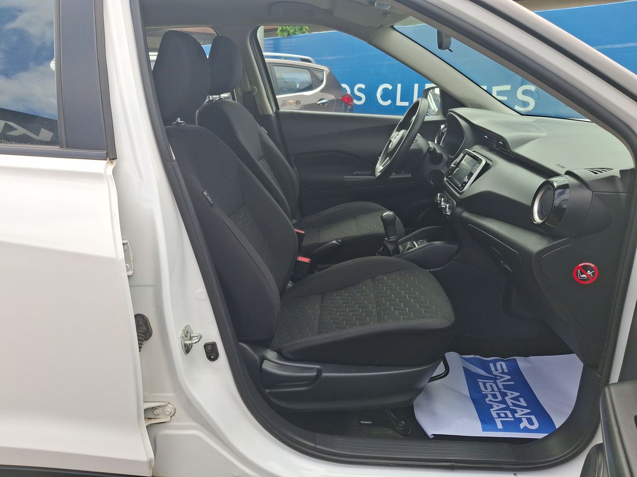 NISSAN - 31
