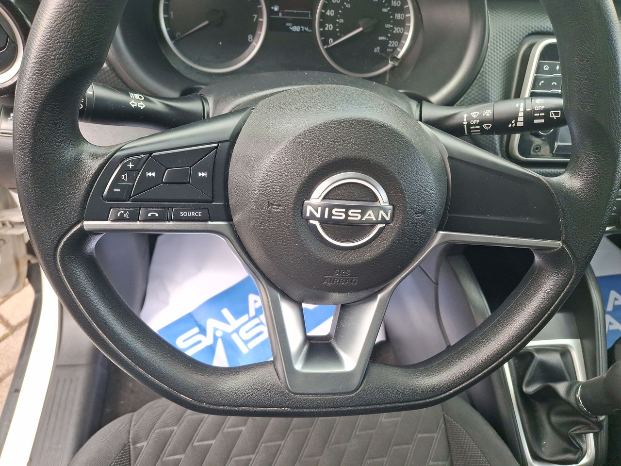 NISSAN - 25