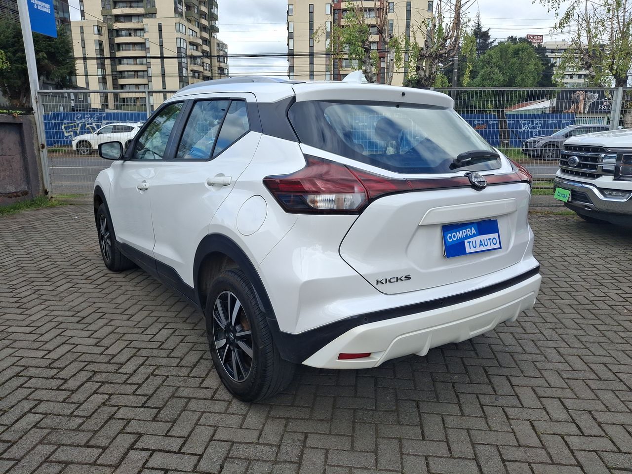 NISSAN - 5