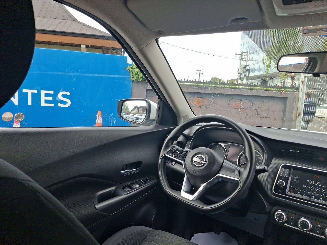 NISSAN - 16