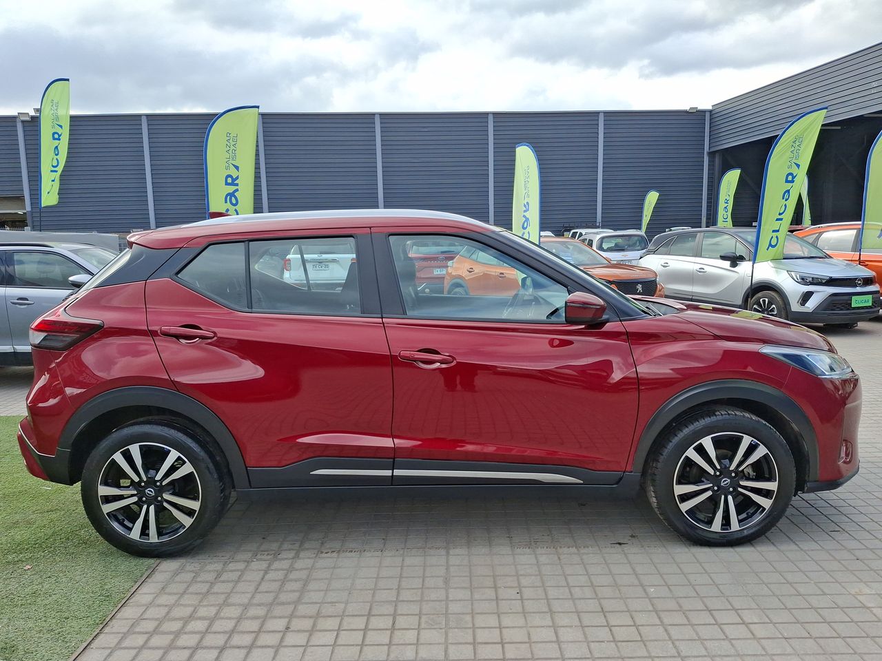 NISSAN - 8