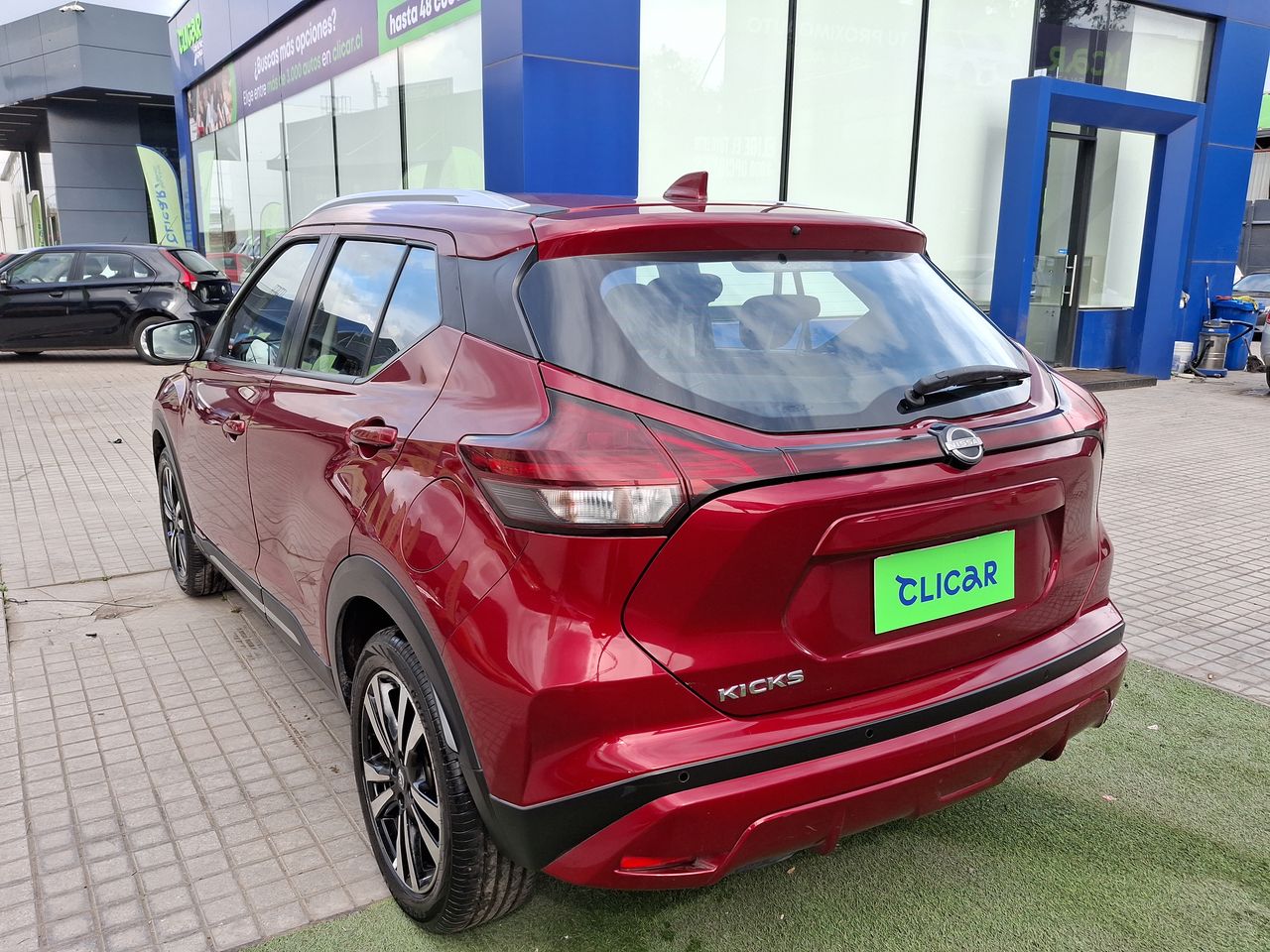 NISSAN - 5