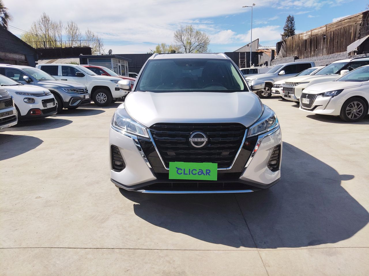 NISSAN - 2