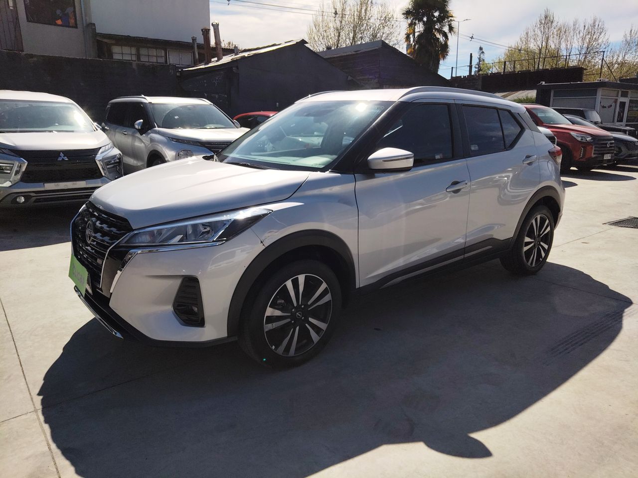 NISSAN - 3