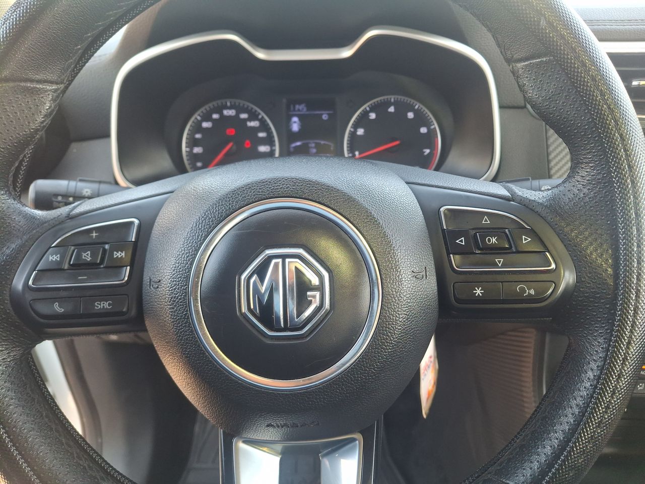 MG Zs — foto 17 de 24