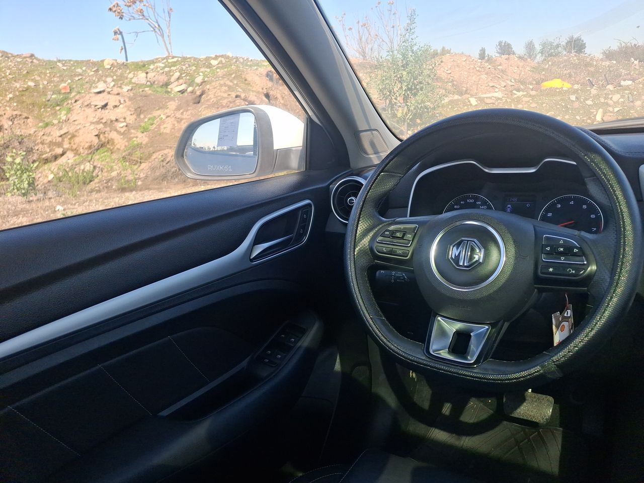MG Zs — foto 9 de 24