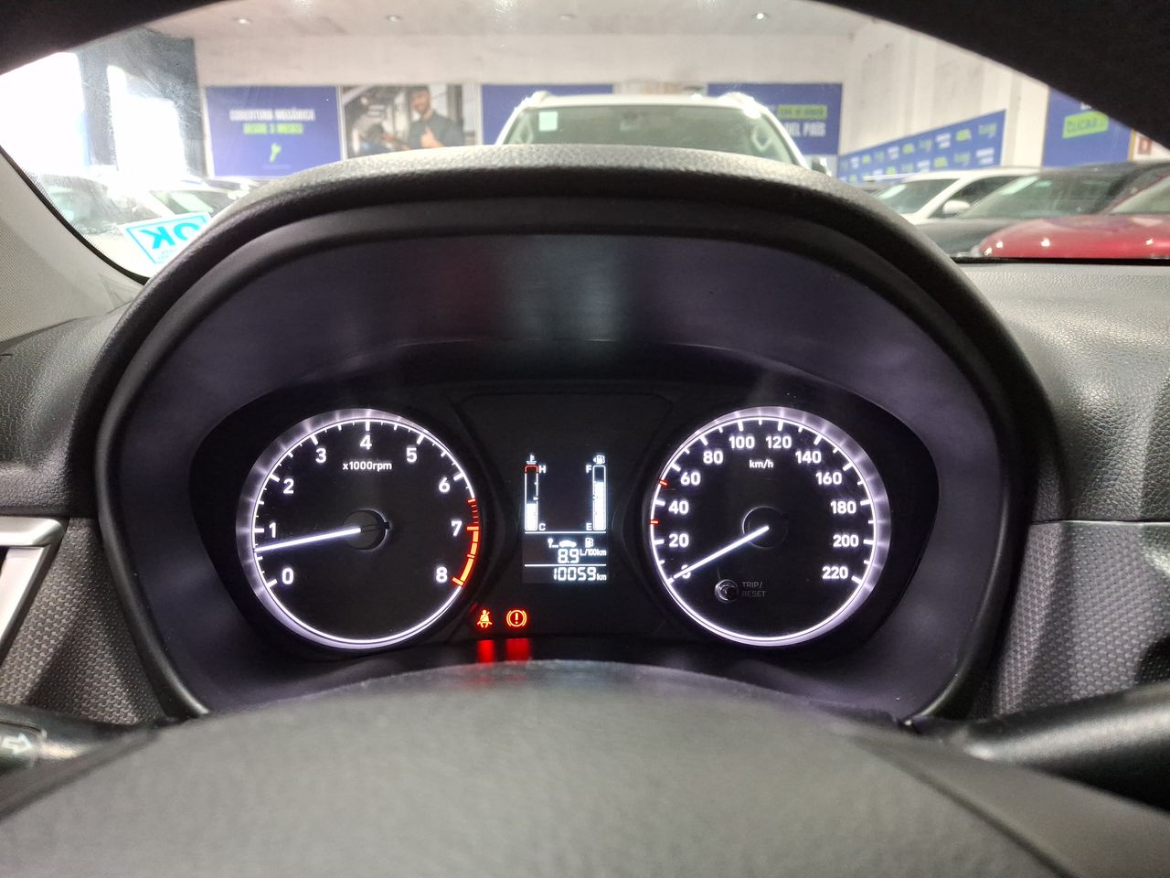 HYUNDAI - 18