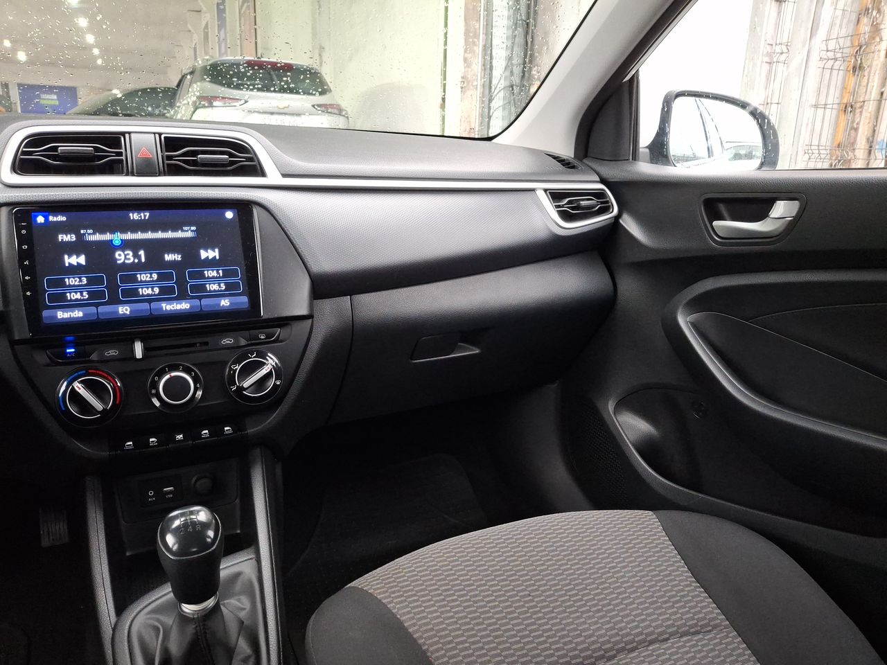 HYUNDAI - 2