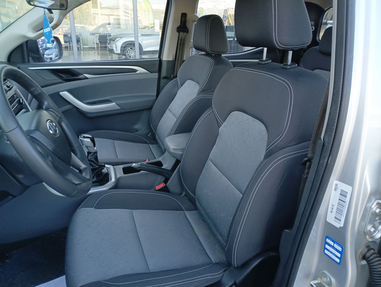 Maxus T60 — foto 14 de 24