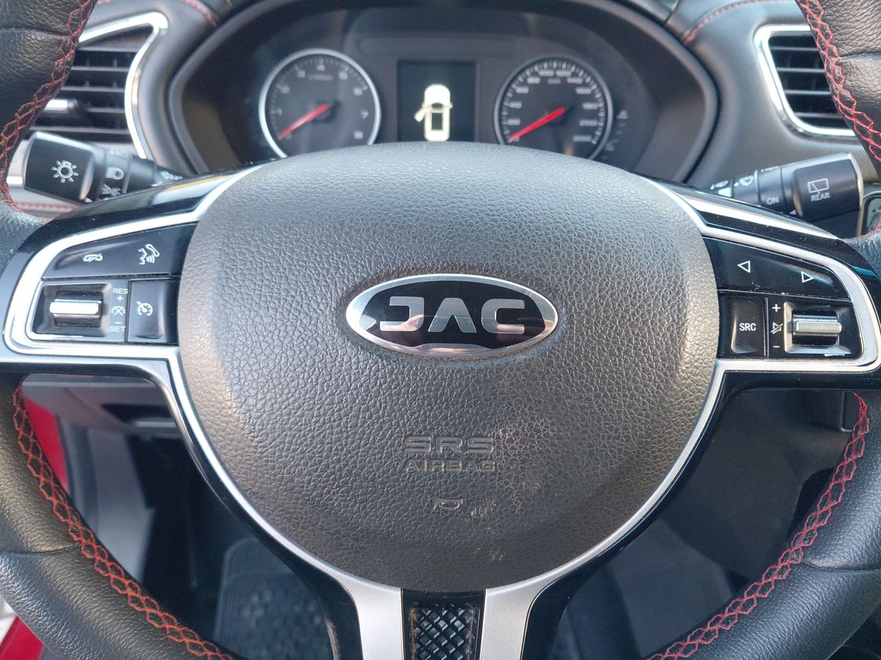 JAC Js2 — foto 17 de 26
