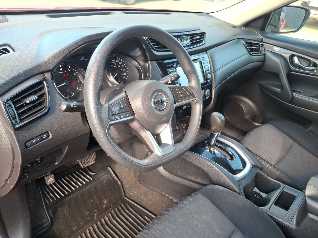 NISSAN - 1