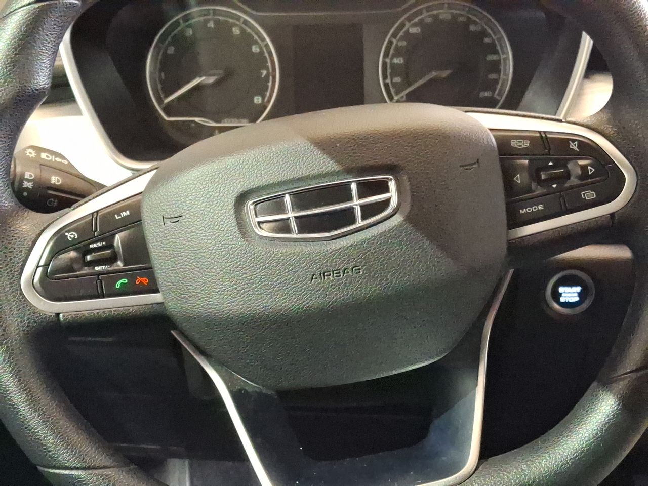 GEELY - 26