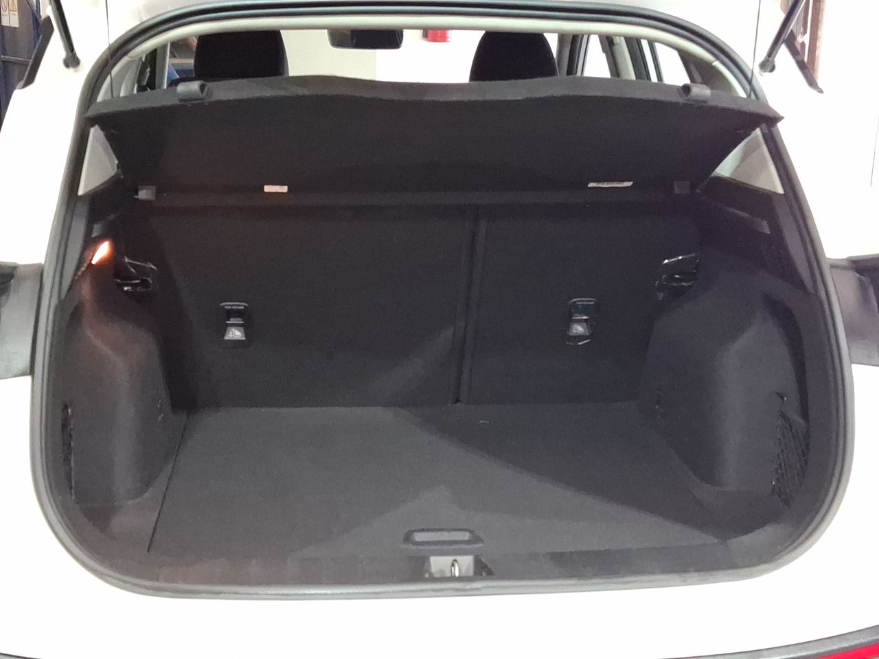 GEELY - 22