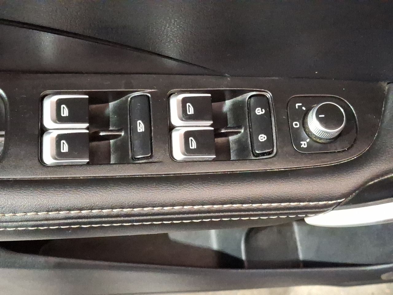 GEELY - 23