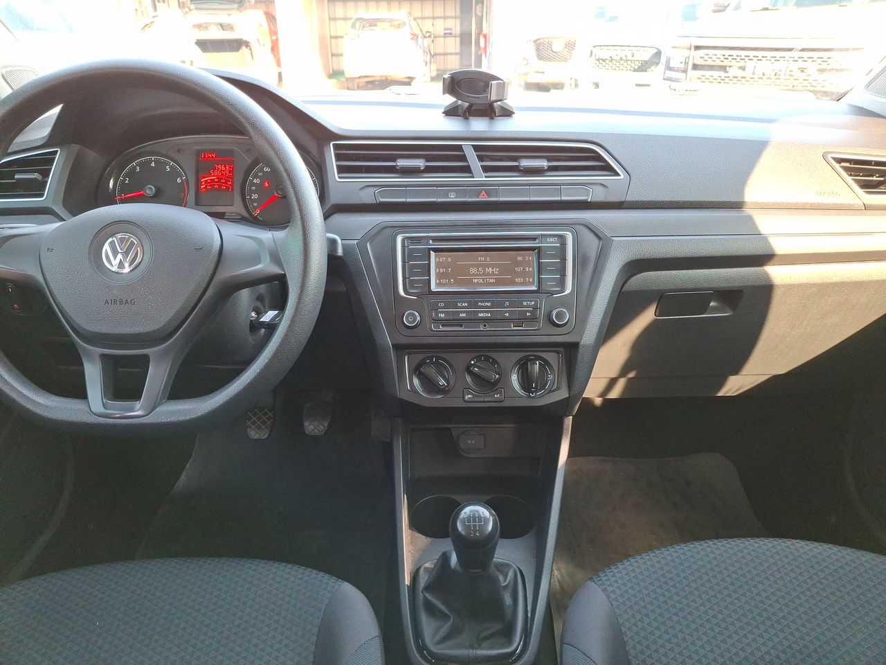 VOLKSWAGEN - 21
