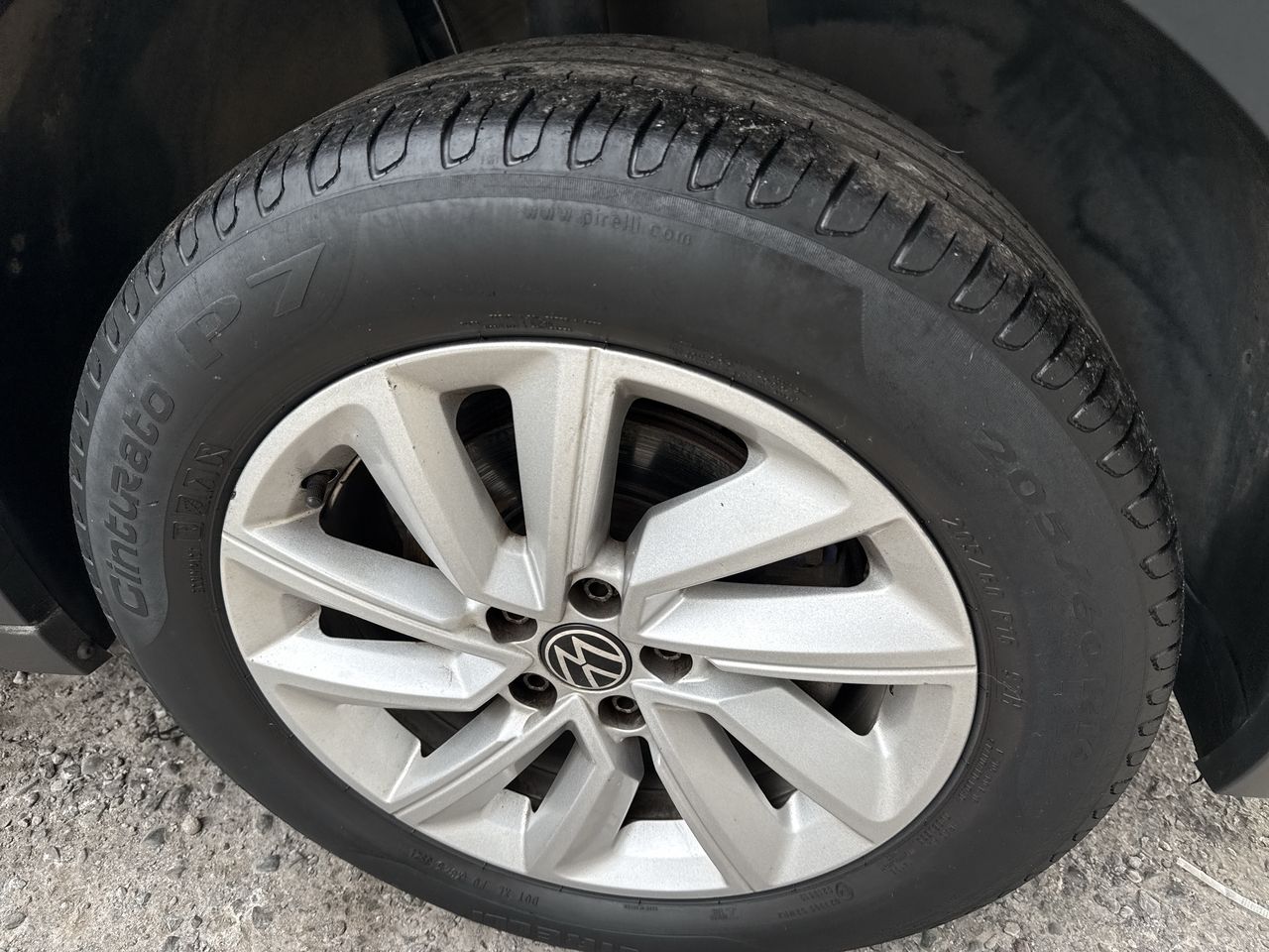 VOLKSWAGEN - 9