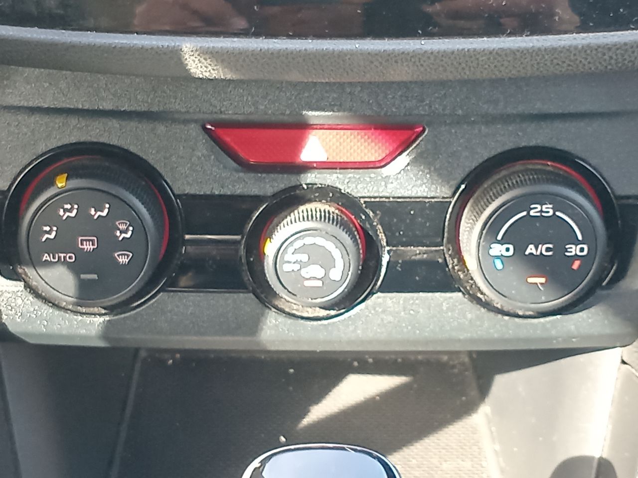 Subaru Impreza — foto 21 de 26