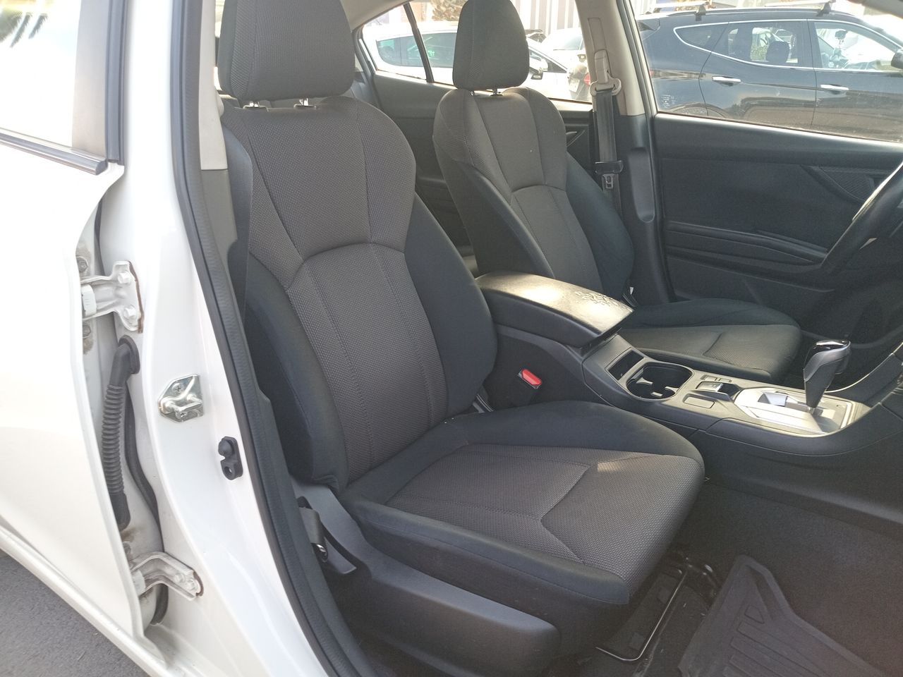 Subaru Impreza — foto 24 de 26
