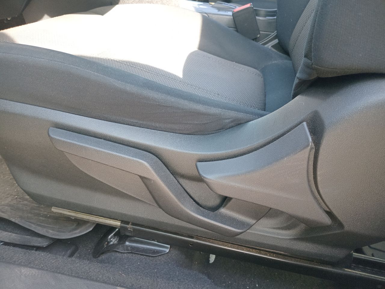 Subaru Impreza — foto 14 de 26