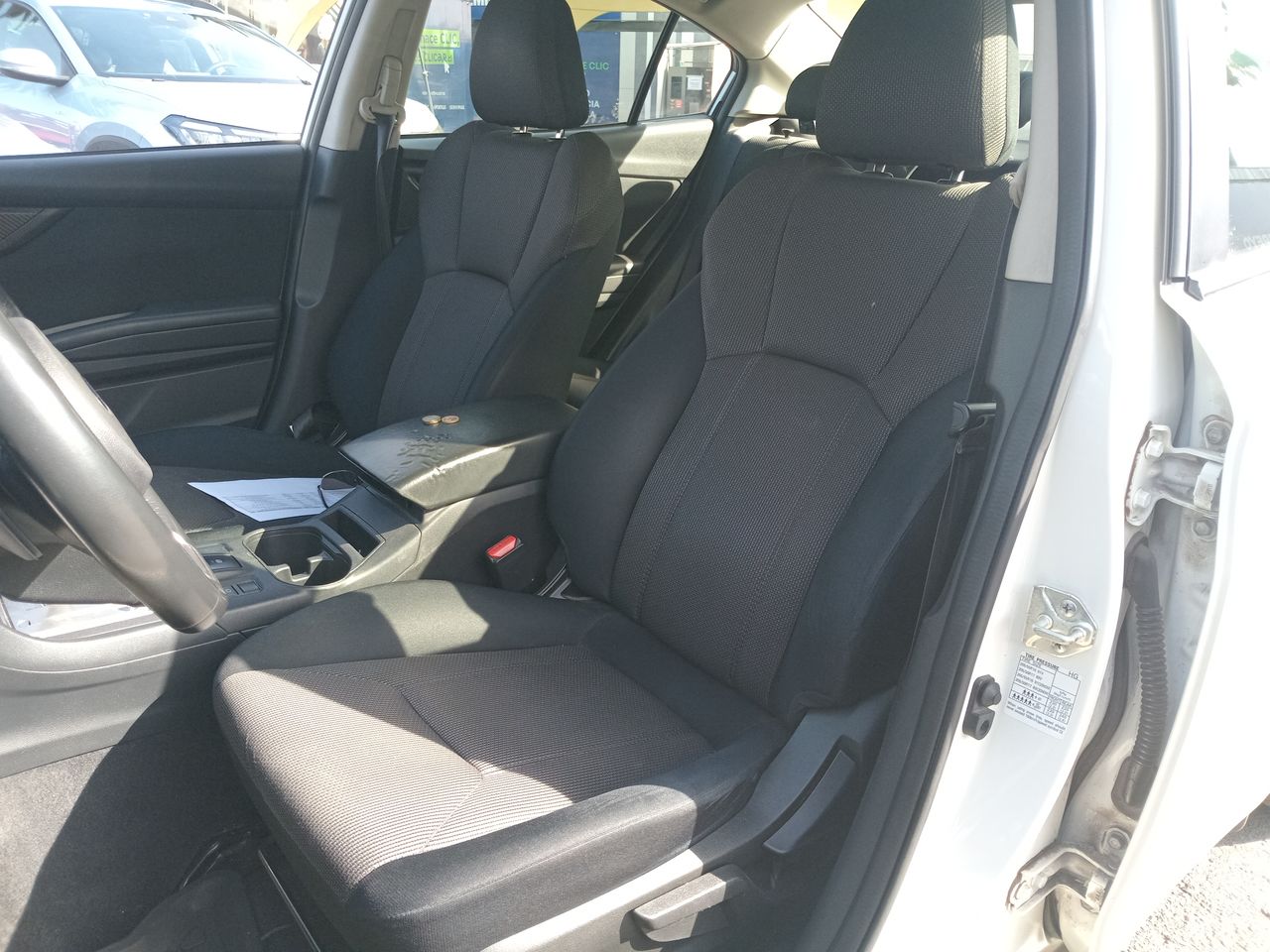 Subaru Impreza — foto 15 de 26