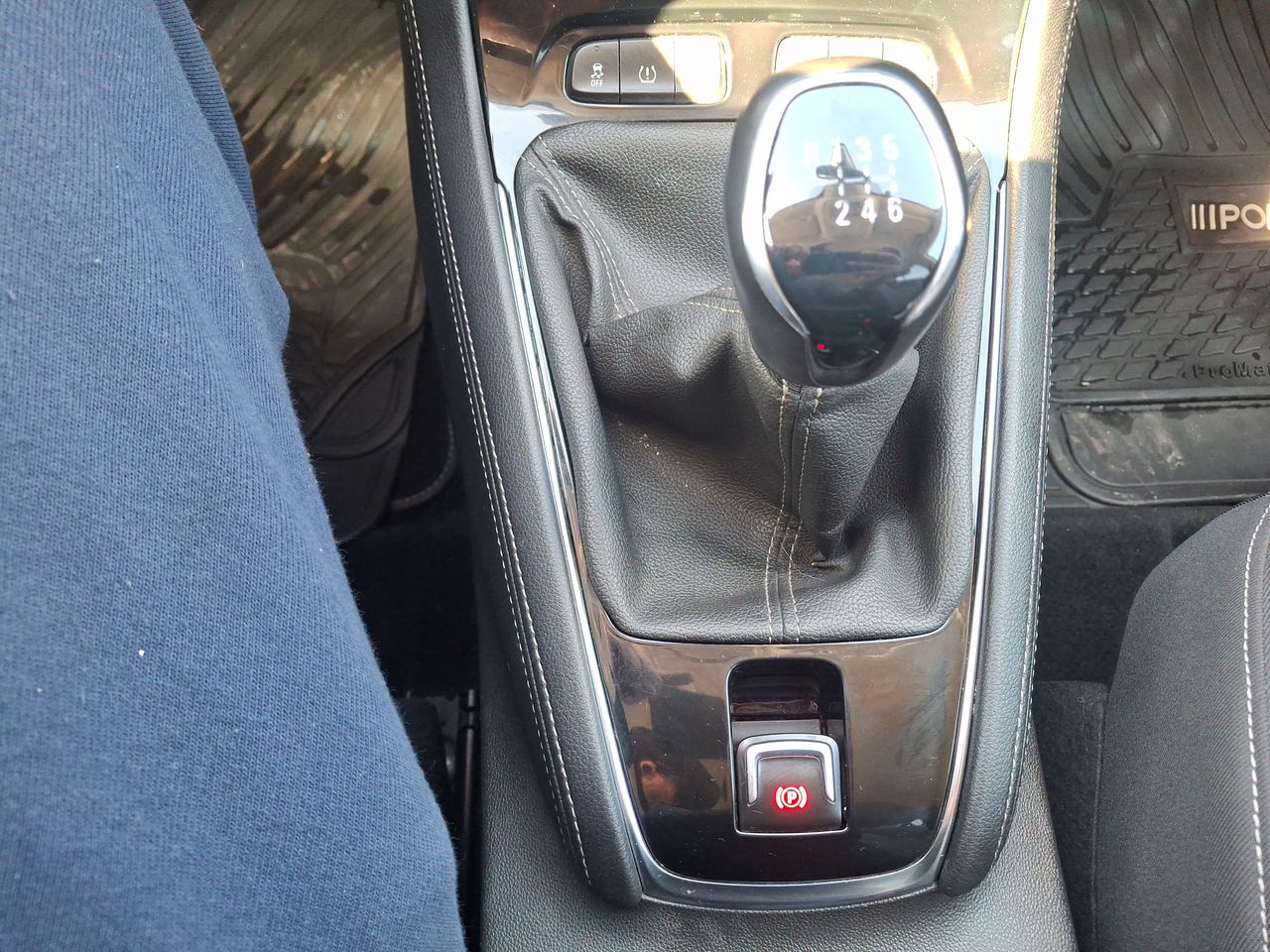 Opel Grandland — foto 30 de 31