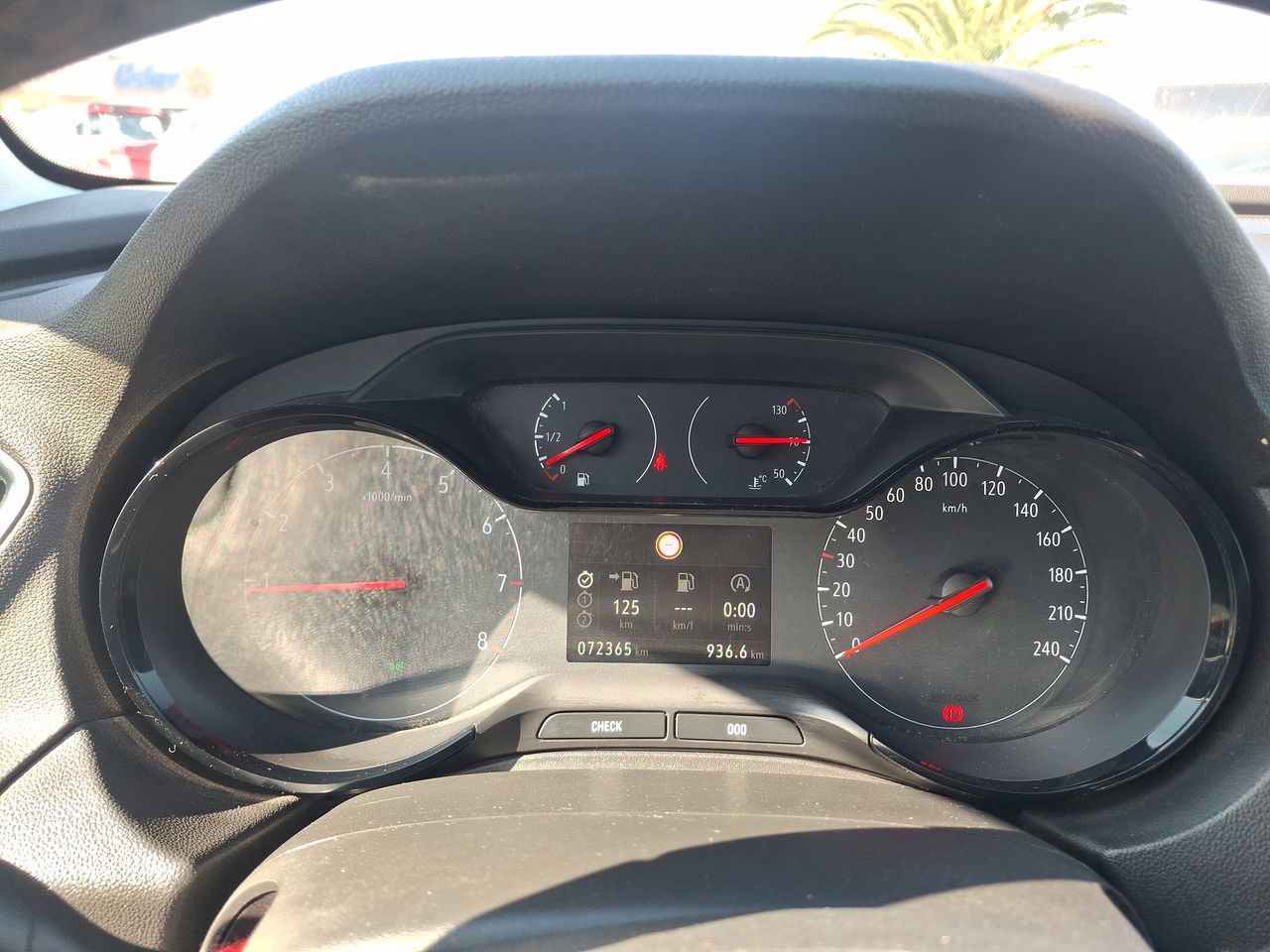 Opel Grandland — foto 26 de 31