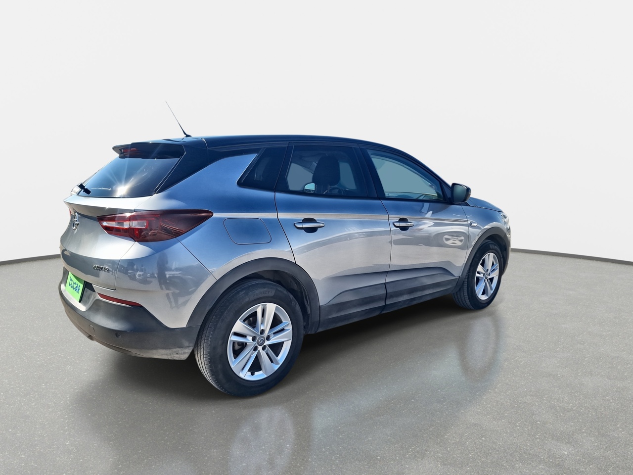Opel Grandland — foto 8 de 31