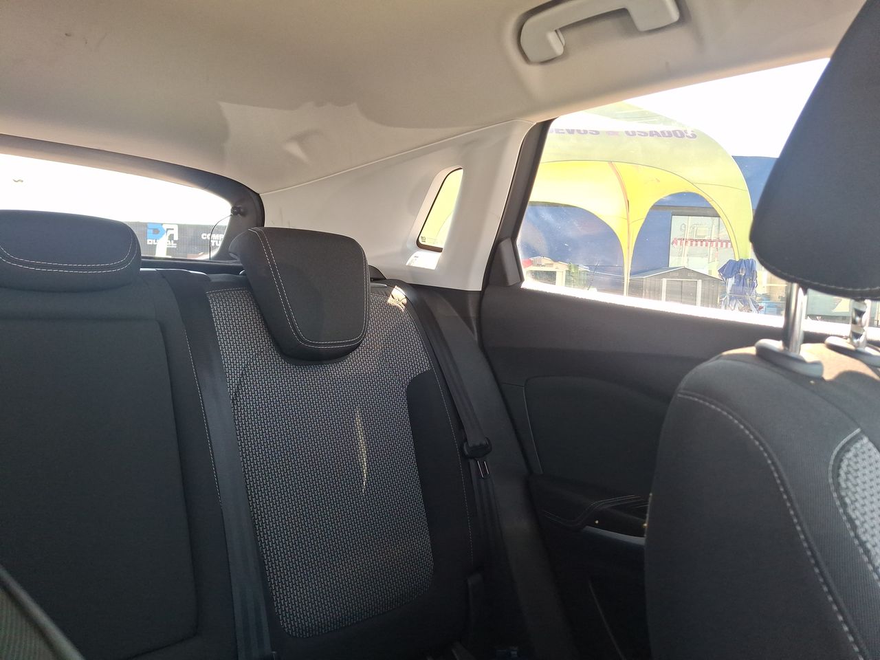 Opel Grandland — foto 15 de 31