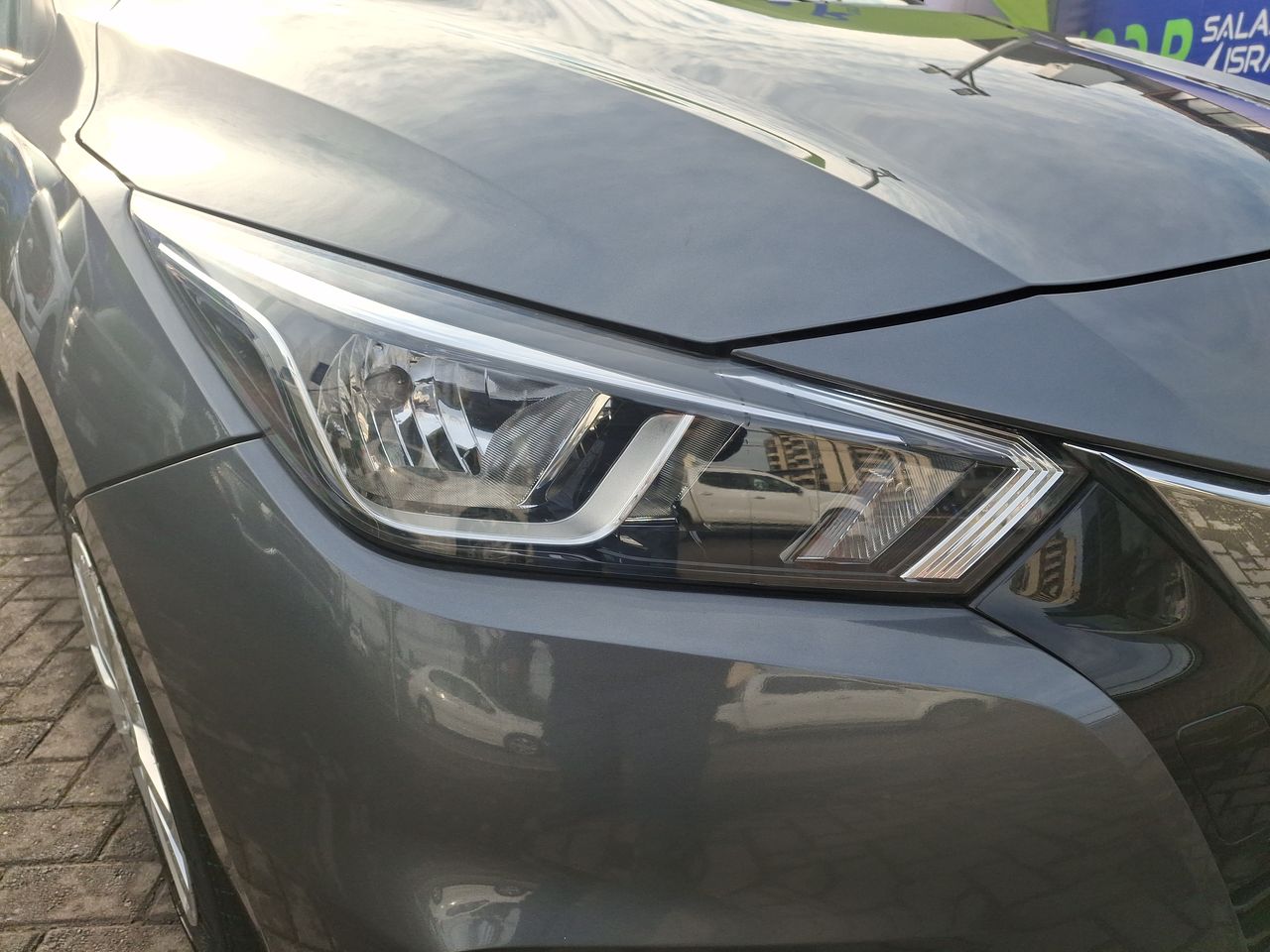Nissan Versa — foto 11 de 26