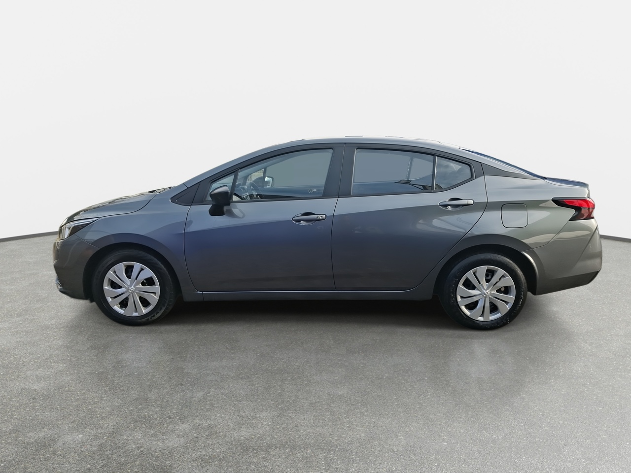 NISSAN - 4