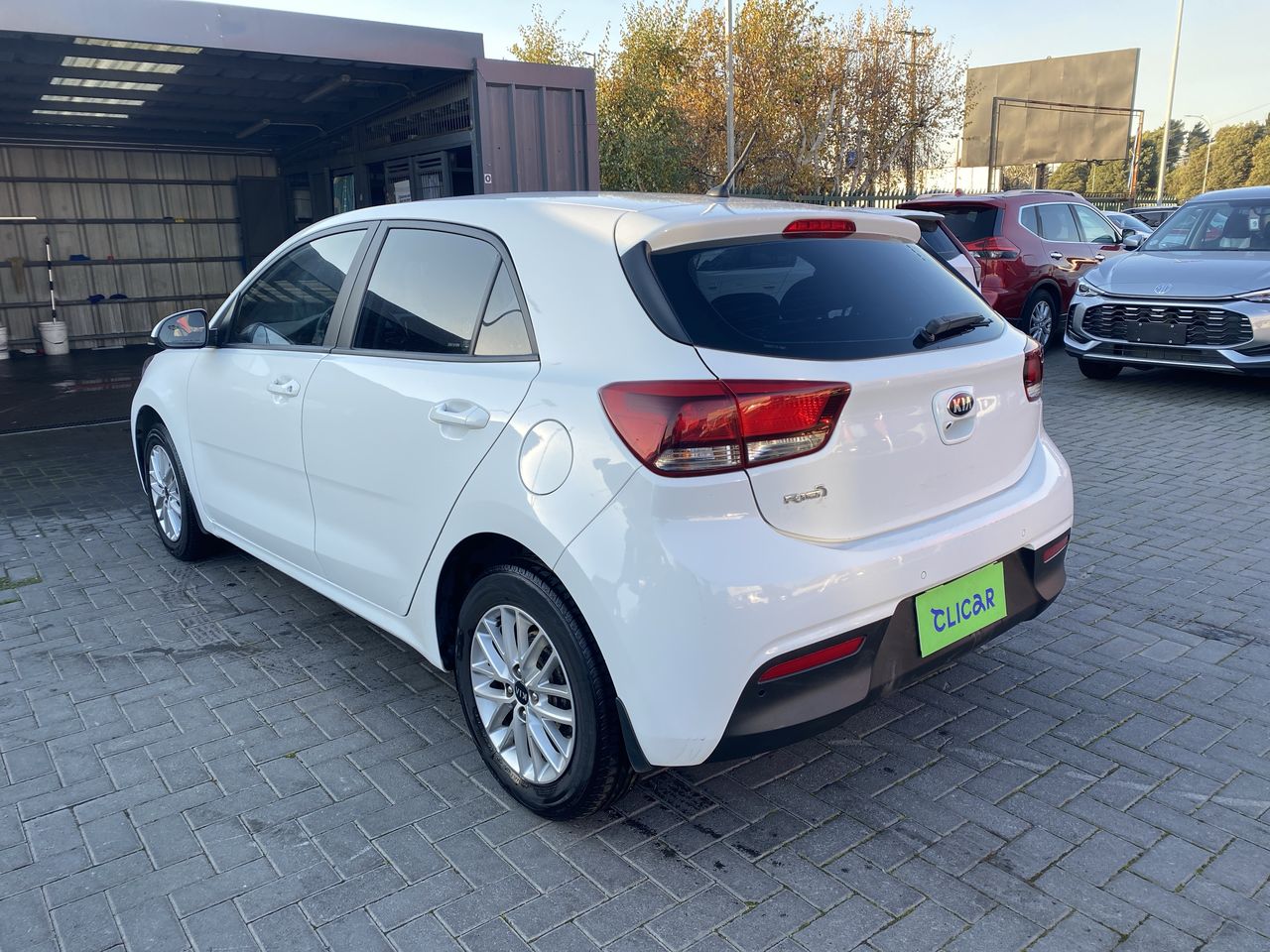 KIA - 5