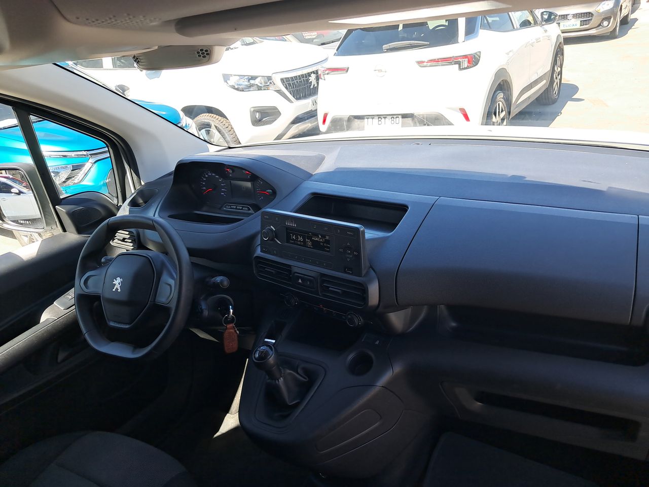 PEUGEOT - 30