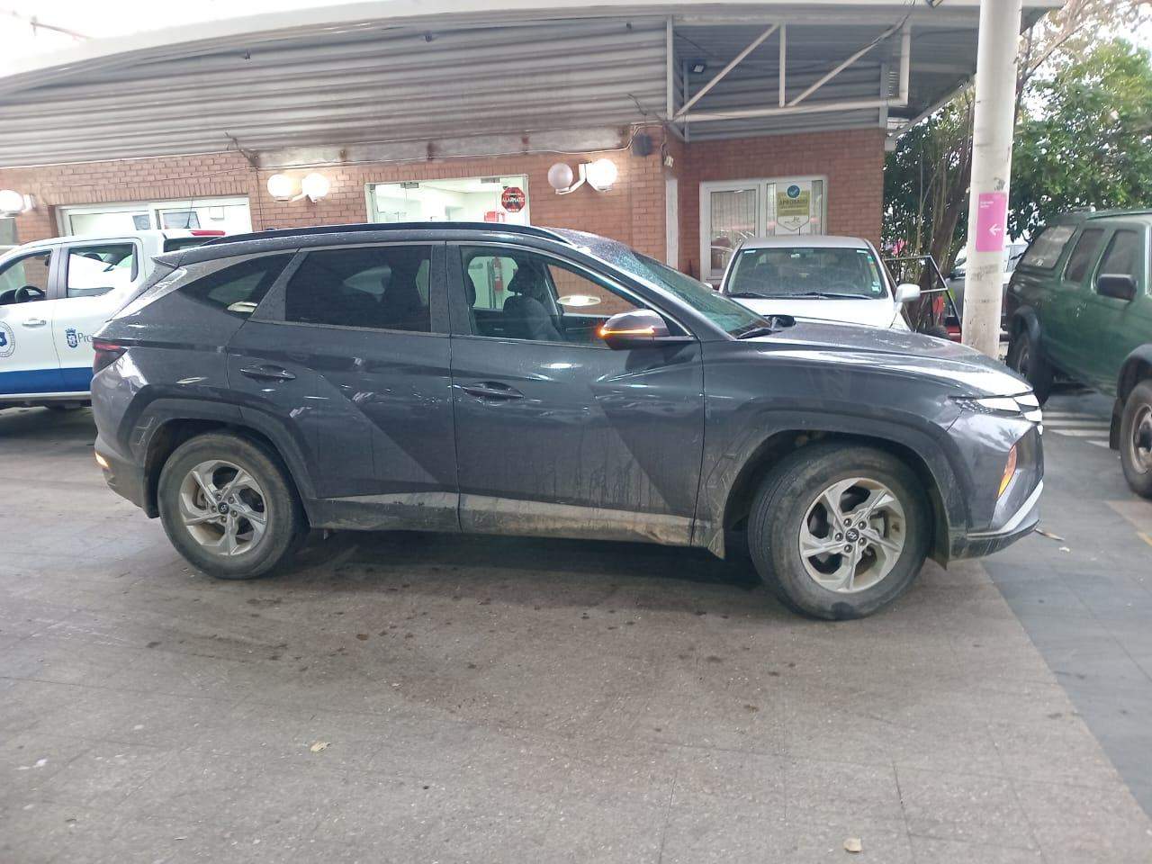 HYUNDAI - 3