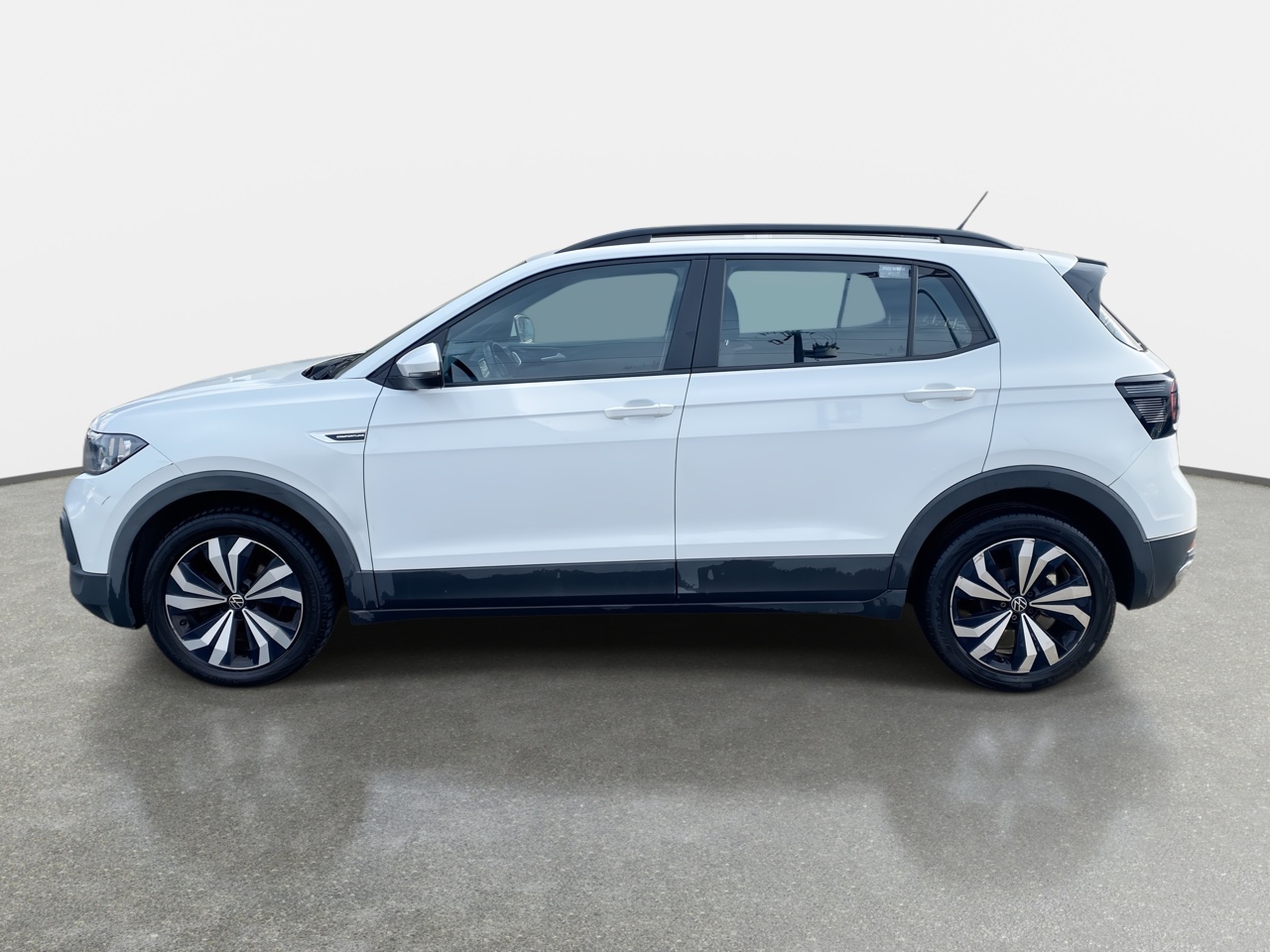 VOLKSWAGEN - 4