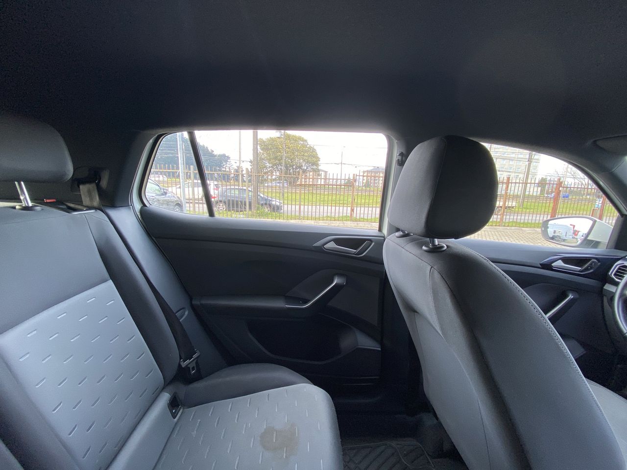 Volkswagen T-Cross — foto 16 de 34