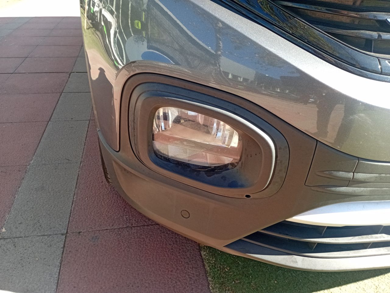 VOLKSWAGEN - 7