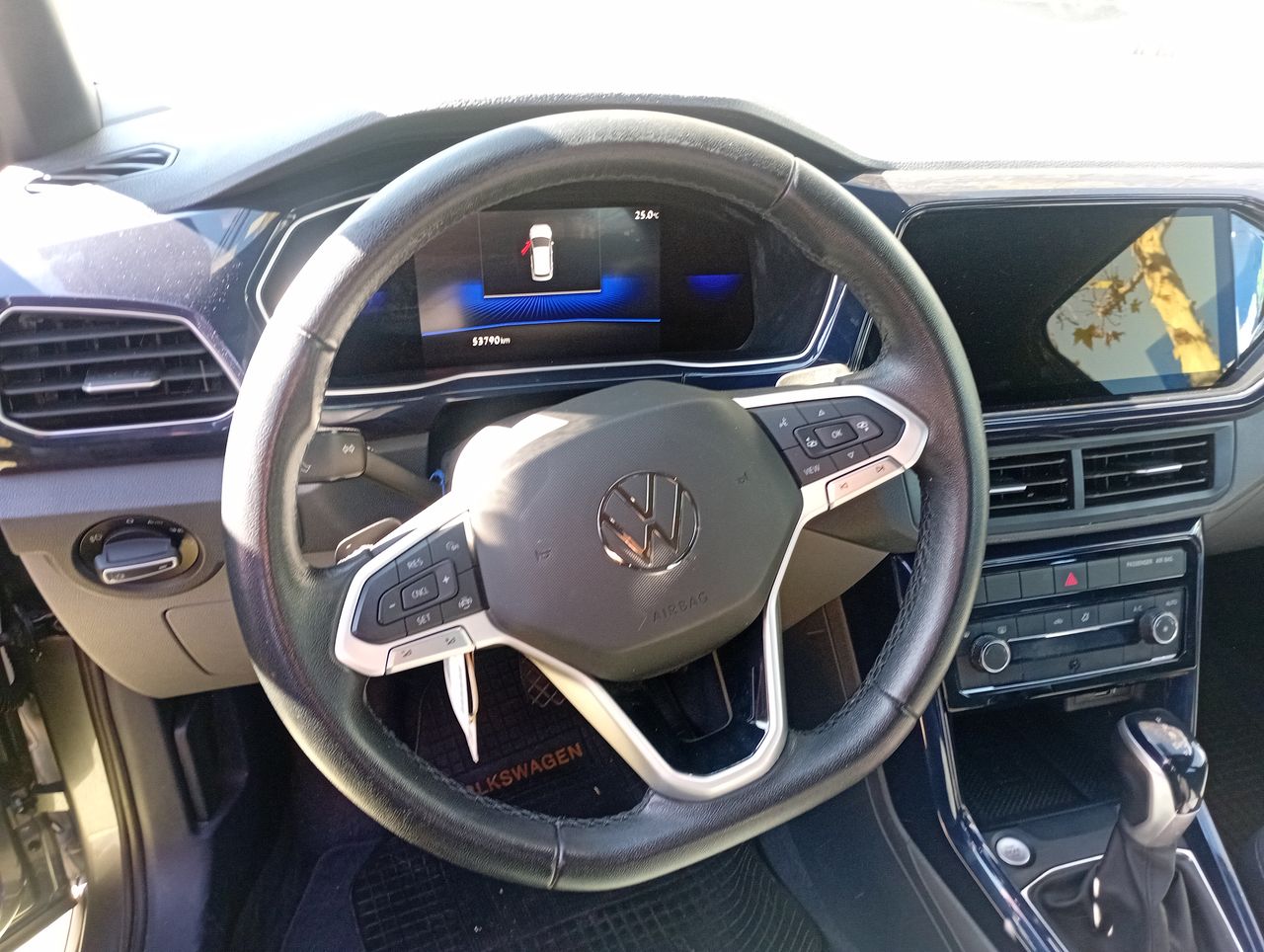 VOLKSWAGEN - 13