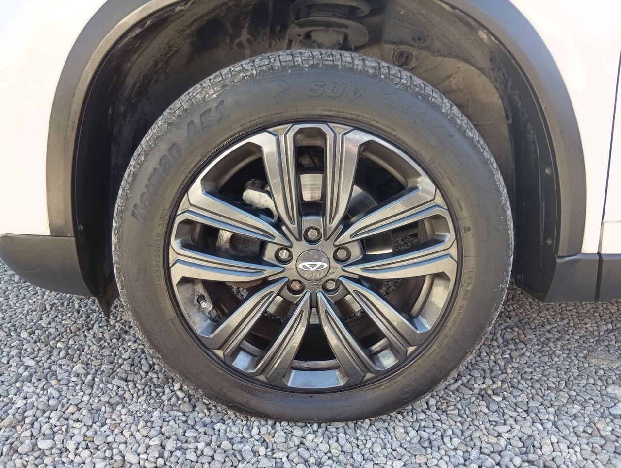 Chery Tiggo 8 — foto 10 de 27