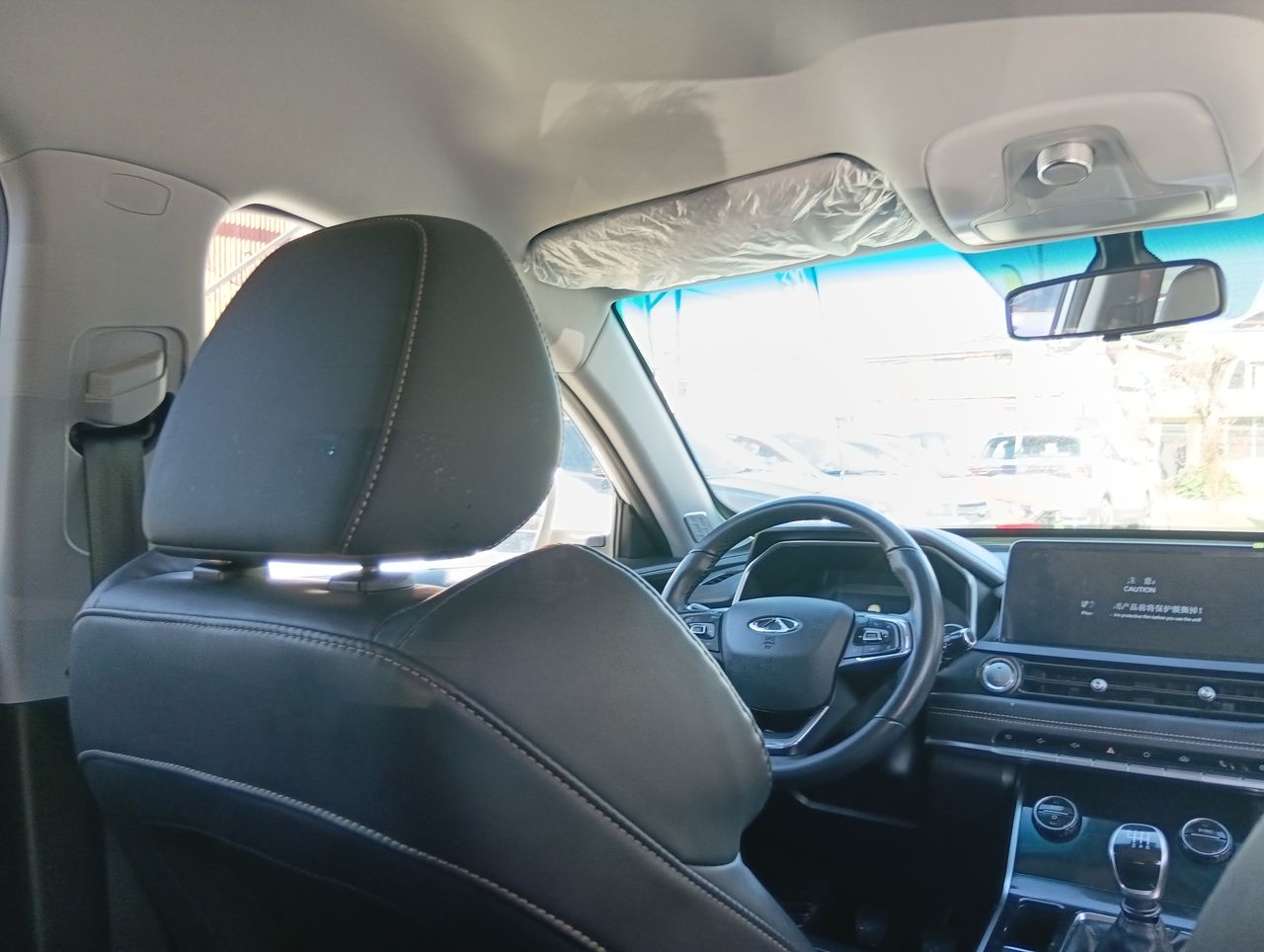 Chery Tiggo 8 — foto 7 de 27