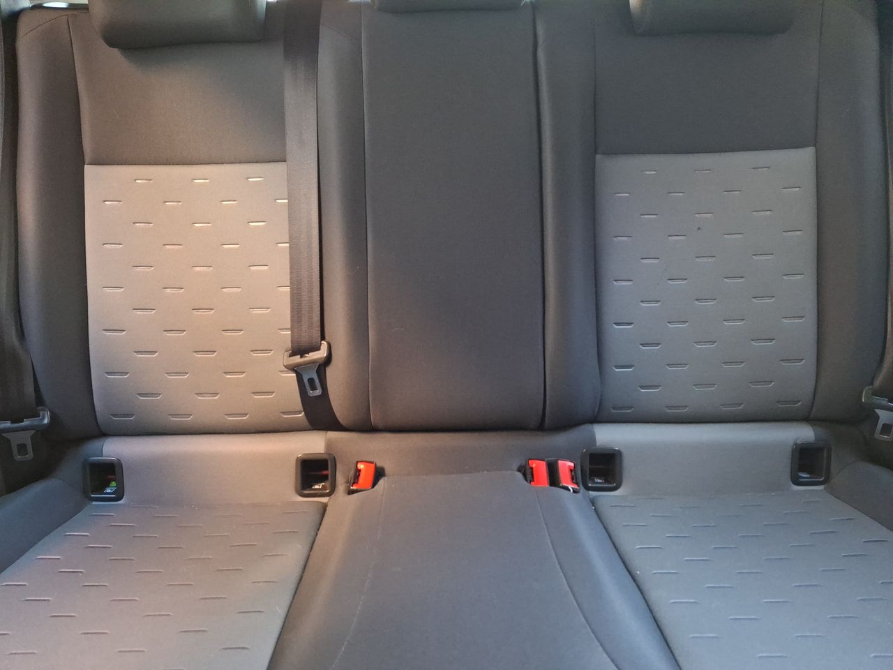 VOLKSWAGEN - 26