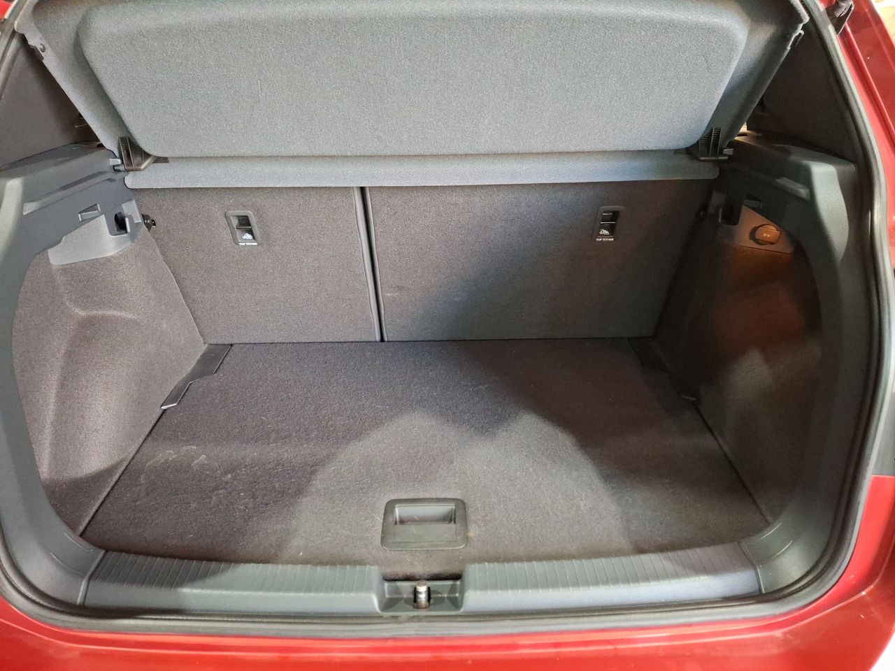VOLKSWAGEN - 13